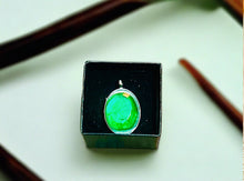 2.30 Carat Emerald pendant in .925 Silver Base